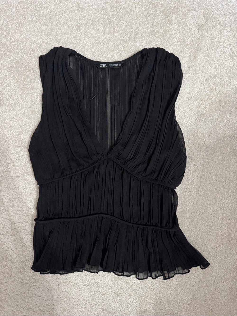 Zara Black Pleated V-Neck Sleeveless Camisole
